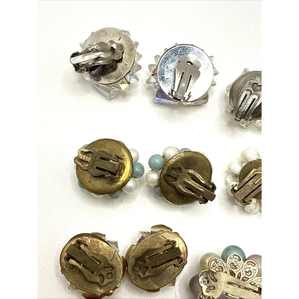 Unbranded lot 12